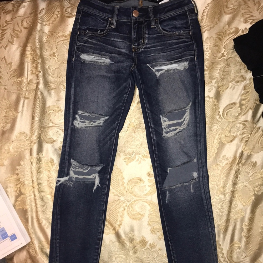 Distressed AE Jeans